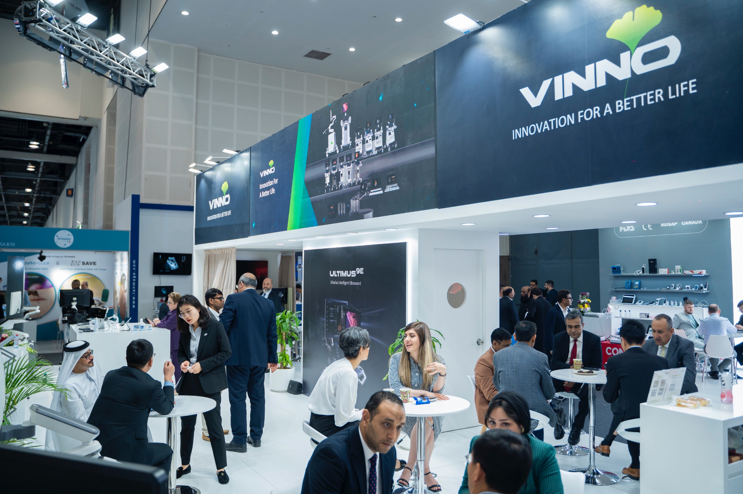 Imagen de feria con vinno